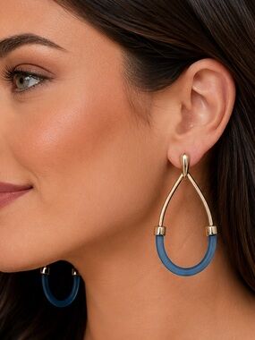 Laundry by Shelli Segal Blue Teardrop Hoop Earrings (LR111/6)